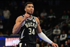 今晨密尔沃基雄鹿备战NBA季后赛；刷新队史纪录细节曝光；质疑声仍在；纪律约束更严格的简单介绍-英雄联盟投注网站