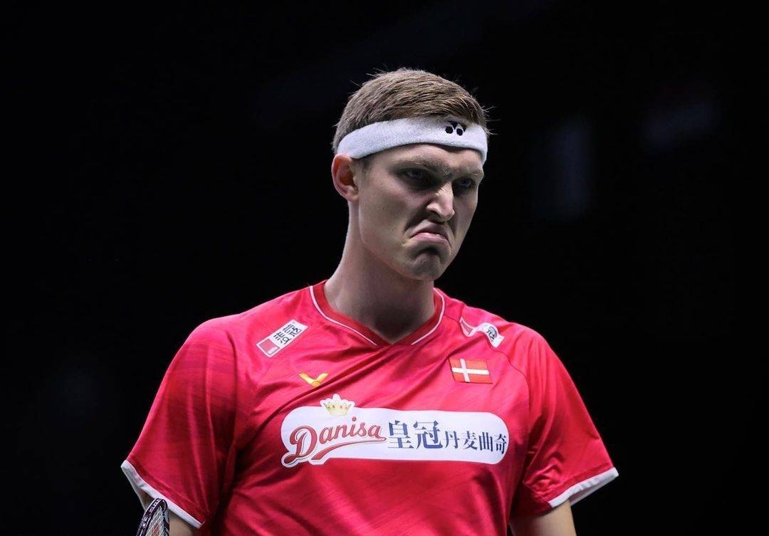 包含里程碑夜！费耶诺德遗憾出局，意大利杯窗口期刷纪录，压力陡增，身体对抗强度拉满的词条